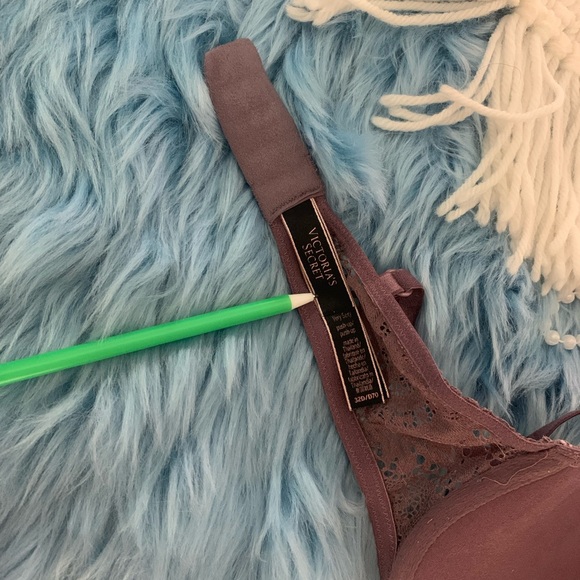 Victoria Secret Eggplant Very Sexy Padded Push Up Bra 32D - Picture 4 of 4